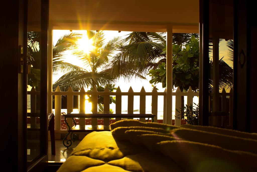 Pele'S Windsong Wood Cottage On The Beach Benaulim Dış mekan fotoğraf